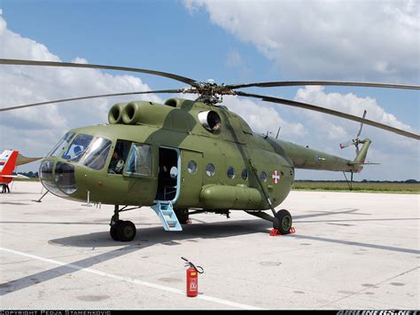 Concept art for episode three suggests that gordon and alyx will still use the helicopter to go looking for mossman, crashing it in arctic regions. Mil Mi-8 - Serbia - Air Force | Aviation Photo #1712665 | Airliners.net