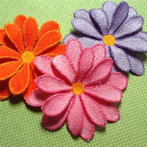 Ith Thread Painted Daisies Embroidered Daisies Made Entirely Out Of