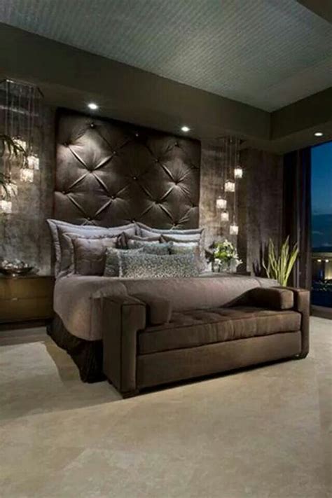 21 Romantic Bedroom Design Ideas To Make You Swoon Luxurious Bedrooms Bedroom Furnishings