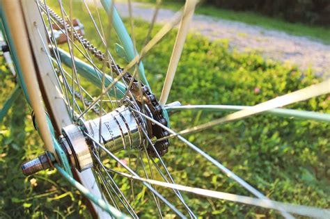 How to fix bent gutters. How to Fix a Bent Bike Rim in 6 Steps | BikingBro