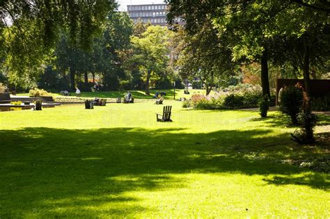 Park In Hamburg Editorial Stock Photo Image Of Relax 132129153