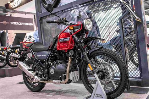 Royal enfield bullet black 500cc. Royal Enfield Himalayan BS6 Red and Black - Spied in India