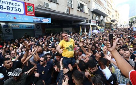 Bolsomito, camisa bolsonaro, camiseta jair bolsonaro bolsomito, criolo fora bolsonaro. Escritório da ONU para direitos humanos condena ataque a ...