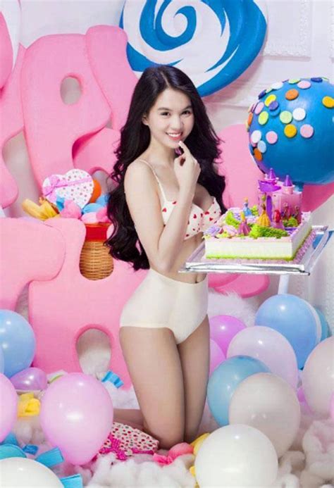 Sưu tầm 5000 ảnh gái đẹp bikini chúc mừng sinh nhật cho ngày sinh nhật