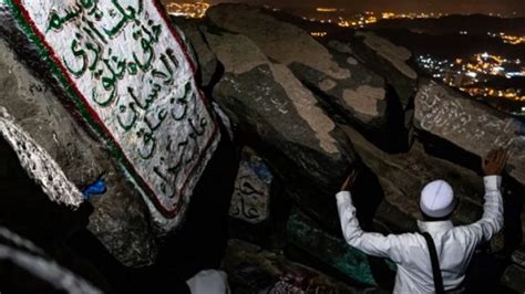 Heboh Vandalisme Depok Di Gua Hira Tempat Nabi Muhammad Saw Pertama