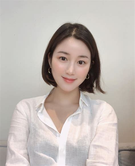 .견미리 행복한 여자 music core 20090815, gyeon mee lee happy woman 견미리 행복한 여자 sbs 여자, audio 견미리 gyeon mi ri 행복한 여자, 견미리 행복한여자, 10년전 장윤정 견미리, ky 금영노래방. WIKITREE | 나이 들수록 엄마 똑 닮아가는 견미리 딸 이유비