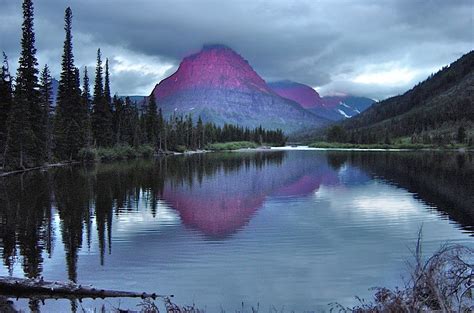 14 Places In Montana That Look Other Worldly