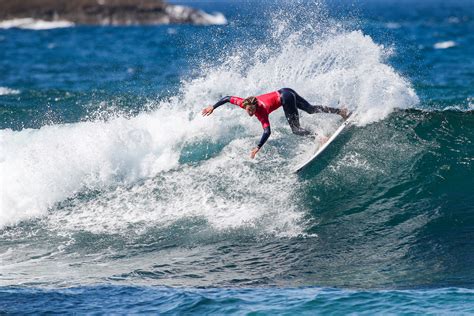 Miguel Pupo Claims Emotional Comeback Win At 10k Qs Abanca Galicia Classic Surf Pro In Europe