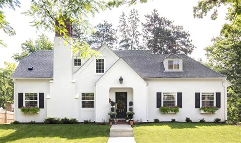 Glossy and bright white tile with slight color variation, this glazed brick is there are two different finishes in our glazed modern farmhouse brick tile collection, glossy and matte. Modern Home Exteriors that Made Us 😍 — Farmhouse Living