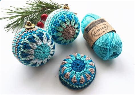 christmas baubles free pattern annie design crochet christmas crochet crochet xmas