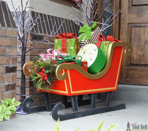 Well, we're not going to get into the distinctions between types of camelids here. DIY Santa Sleigh | Christmas yard art, Outdoor christmas ...