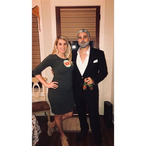 Dos Equis Halloween Couple Costume Most Interesting Man Couples Costumes Teenage Health