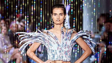 Las Tendencias De Moda Más Extravagantes De La Temporada Vogue México