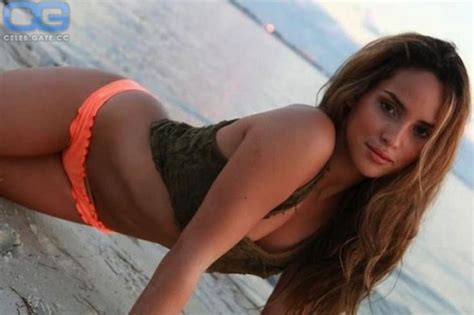 Adria Arjona Nackt Nacktbilder Playboy Nacktfotos Fakes Oben Ohne
