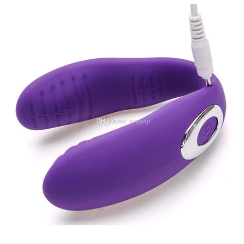 Waterproof U Type Wearable Vibrator 10 Speed Vibrator Usb Rechargeable G Spot Stimulate