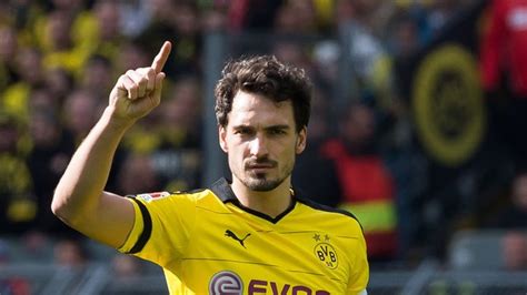 Borussia Dortmund Hummels Medizincheck Absolviert Und Vertrag