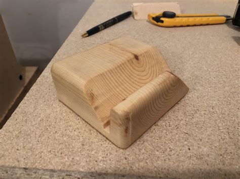 1000 business cards at unbeatable prices. Made a cheap business card holder! : BeginnerWoodWorking