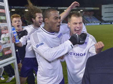 Ausgelobt wird er durch den knvb. KNVB beker » News » Pokalsensation in den Niederlanden