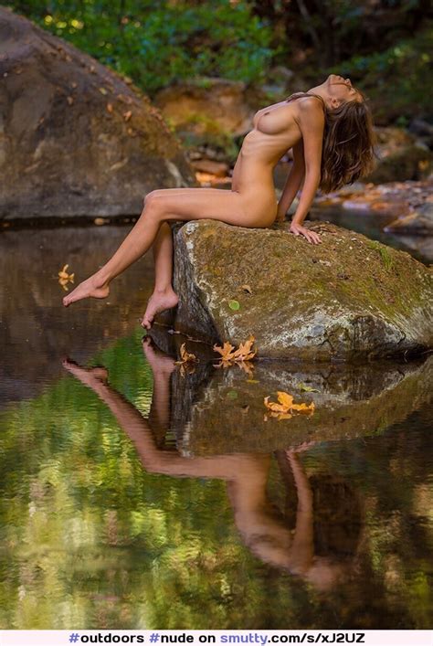 Outdoors Nude Perfectbody Reflection Greattits Artistic Woodnymph Ribs Fit