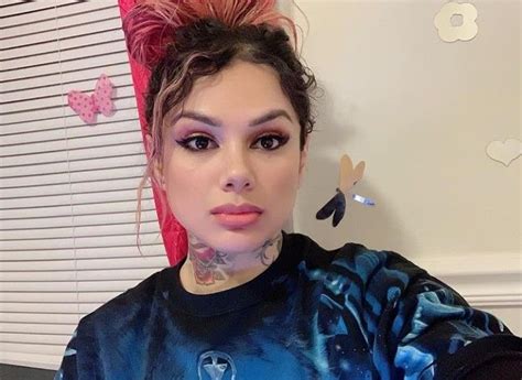 Snow tha product wallpaper application was made based on the will of many people who like snow tha product. Snow Tha Product (With images) | Hair makeup, Beauty, Cute ...