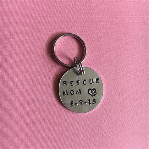 Customizable Rescue Dog Mom Keychain Custom Dog Keychain | Etsy | Mom keychain, Lovers keychain ...