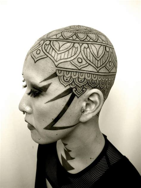 Blandt de danske campister er kampa luftfortelte kendt for deres nemme opsætning, innovative designs og kvalitetsmaterialer. Lightning Mandala head tattoo design | best tattoo ideas
