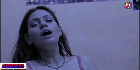 Mahima Gupta Alisha Khan Nidhi Mahawan Sexy Scene Gandi Baat S06ep01 2021 Hd 720p