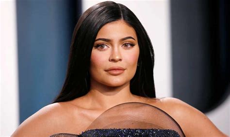 Forbes Streicht Kylie Jenner Von Seiner Milliardärs Liste