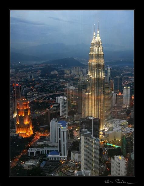 The golden triangle is kuala lumpur 's main shopping and nightlife district. Kuala Lumpur - Golden Triangle | Fotografi, Lumpur