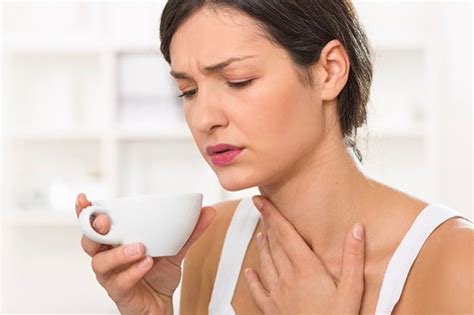 Nah, ini sebab dan cara menghilangkan sakit perut setelah minum kopi. Tekak Rasa Gatal Dan Sakit, 5 Cara Buatkan Tekak Lebih ...