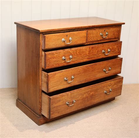 Solid Oak Chest Of Drawers Antiques Atlas