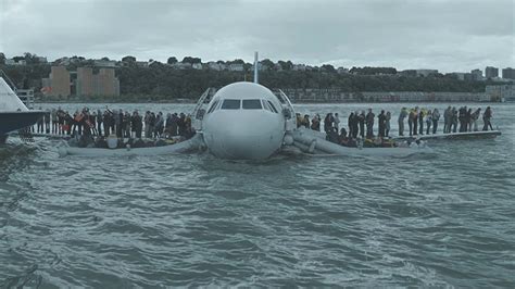 Sully 2016 Movie Summary And Film Synopsis