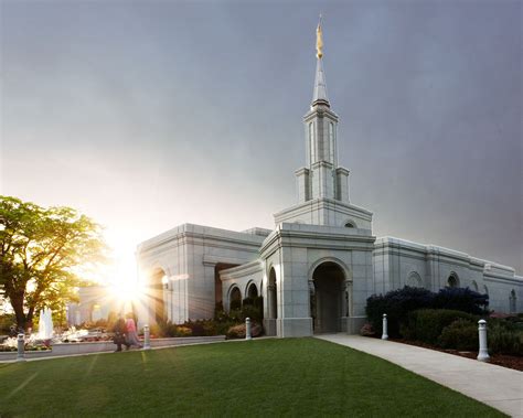 Sacramento California Temple At Sunset