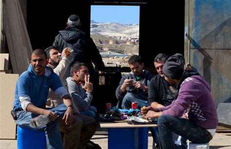 In West Bank Settlements Israeli Jobs Are Double Edged Sword The New