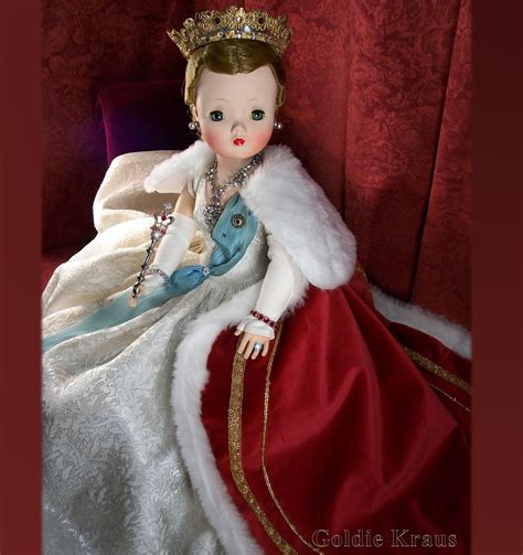 Madame Alexander Cissy Queen Elizabeth From 1956 Vintage Madame