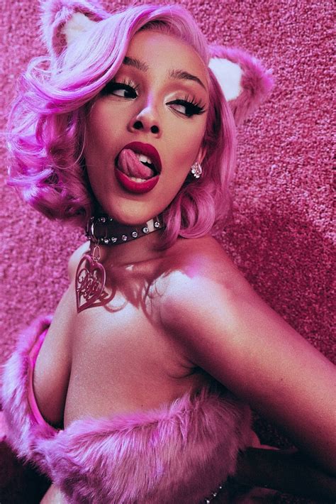 Doja Cat Serves Up Pink Furry Realness In Live Say So Performance