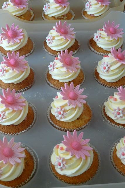 Maybe you would like to learn more about one of these? Baby Shower Cupcakes | Flickr - Photo Sharing!