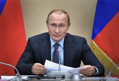 Vladimir Putin questions need for online subterfuge - POLITICO