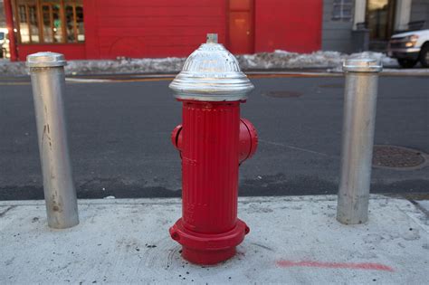 More Red Fire Hydrants Are Popping Up On The Sidewalks The New York Times