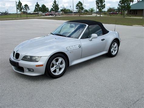 bmw z3 z3 2dr roads this is a 2002 bmw z 3 roadster 5 spd with only 83419 miles great car fun