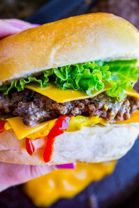Smash Burger Recipe Cast Iron Skillet Burger From The Food Charlatan
