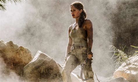 Tomb Raider Review Alicia Vikanders Lara Croft Is A Badass Bore
