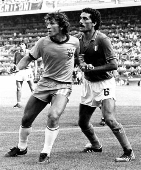 Exhibición de diego maradona vs hungría (mundial españa 1982), además del brutal baile, convirtió sus dos primeros goles en copas del mundo. Images of beauty experienced players