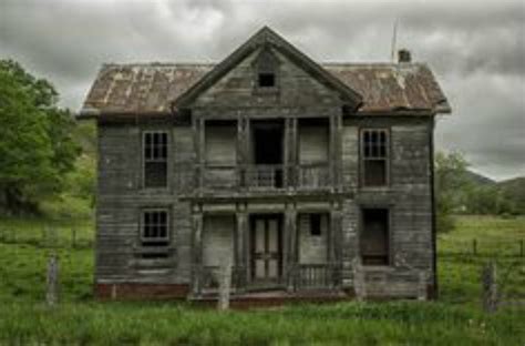 Creepy Houses In West Virginia That Look Haunted