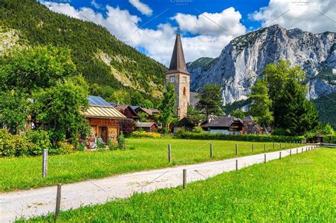 Alpine Village With Mountains Alpine Village Village Vacation Resorts