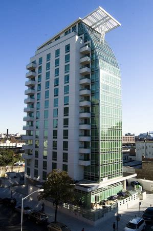 Find quality inn hotels in long island city, ny. Holiday Inn L.I. City - Manhattan View (Long Island City ...