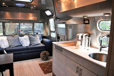 It is used for high contrast themes with color customization, replacing windows classic. 20+ Exciting Outdoor Life With The Best Modern RV Interior ...