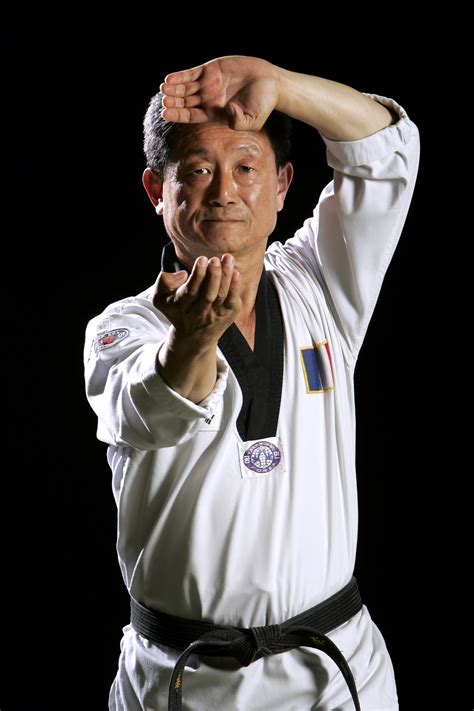Snippets of his life that unearths the personal side of mr. Maitre Lee Kwan Young - Taekwondo - Grande Nuit des Arts ...