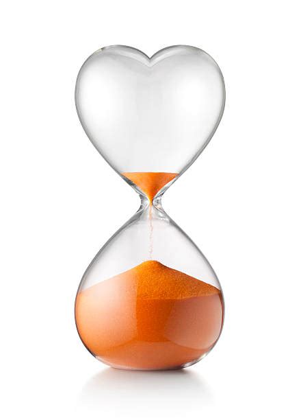 1500 Hourglass With Heart Stock Photos Pictures And Royalty Free