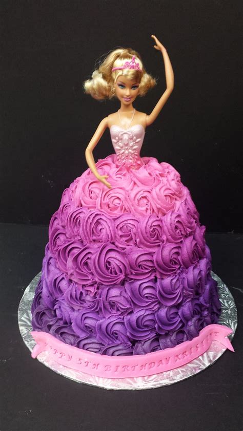 Mba ternyata rumahnya deketan sama om nya ayahvino. Ombre Rosett barbie Doll Cake | Drago Sisters Bakery | Flickr